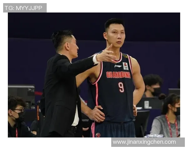 12月16日CBA精彩对决广东队与广厦队录像回放全程回顾与分析