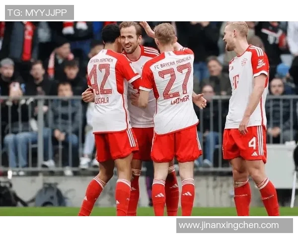 1月4日拜仁对阵埃菲斯比赛结果揭晓双方精彩表现引发热议 1月4日拜仁对阵埃菲斯比赛结果揭晓双方精彩表现引发热议