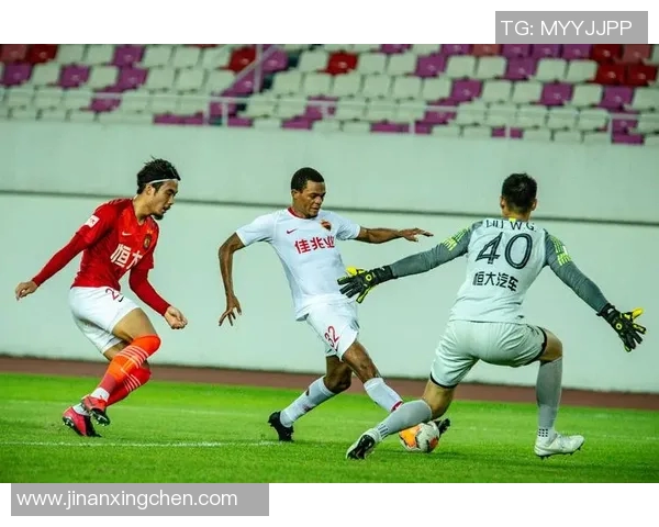 广州恒大与深圳佳兆业精彩对决录像回放全程分析与精彩瞬间回顾